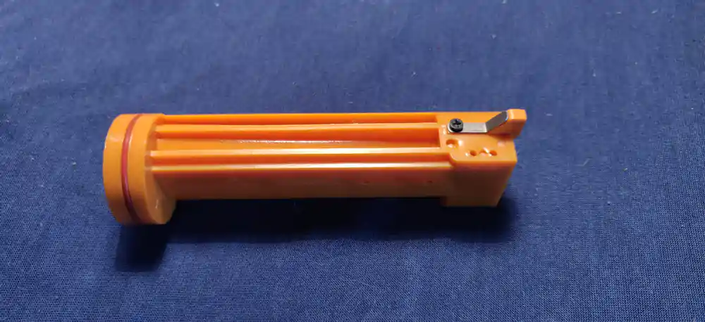 body, extractor on